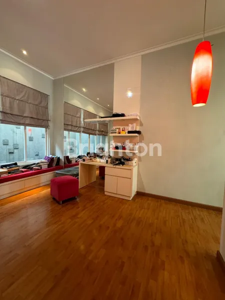 image  RUMAH PAKUWON INDAH IMPERIAL HILL  DEKAT LONTAR, DEKAT PAKUWON MALL, DEKAT KAMPUS UNESA LIDAH  (5)