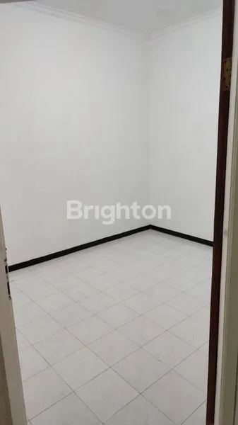 image RUMAH TAMAN PONDOK INDAH SIAP HUNI BEBAS BANJIR  (5)