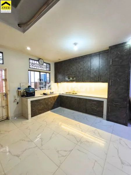 image RUMAH 2 LANTAI SIAP HUNI DAERAH KATAMSO MEDAN (5)