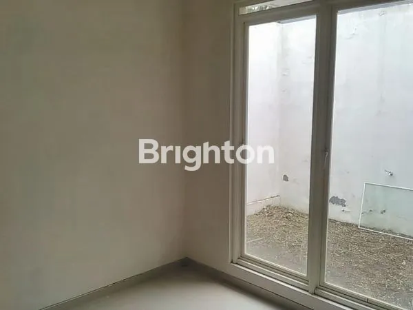 image RUMAH BAGUS MODERN DIJUAL CEPAT DI  AUSTINEVILLE TIDAR KOTA MALANG  (5)