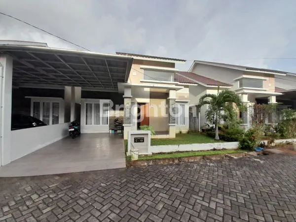 image RUMAH SIAP HUNI 3 KT KAWASAN PREMIUM PONTIANAK (1)