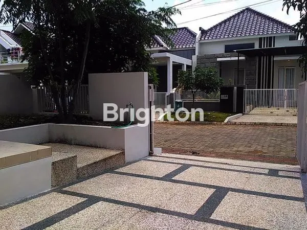 image RUMAH BAGUS MODERN DIJUAL CEPAT DI  AUSTINEVILLE TIDAR KOTA MALANG  (8)