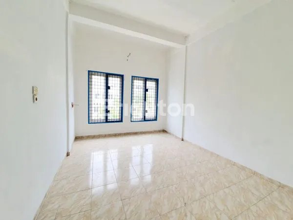 image RUKO 2 PINTU 4 LANTAI SIAP HUNI (8)