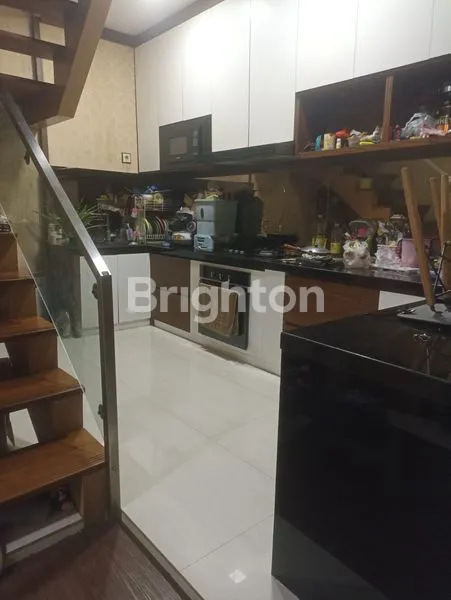 image RUMAH MINIMALIS 3 LANTAI, SHM, HARGA KOMPETITIF (4)