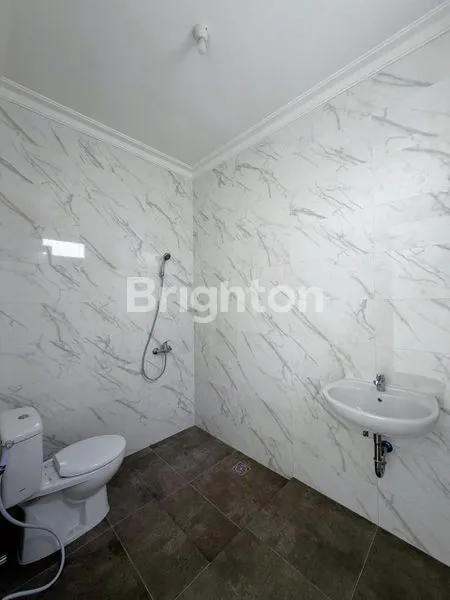 image RUMAH BARU 2 LANTAI DI BUKIT PALMA, LT 120M² (3)
