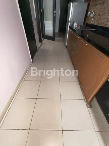 image RUMAH 2 LANTAI MINIMALIS SAN DIEGO - PAKUWON CITY, SURABAYA TIMUR. SEMI FURNISHED & SIAP HUNI. DEKAT PAKUWON CITY MALL, SHANGHAI PARK, KAMPUS WIDYA MANDALA - ITS, GLORIA - CITA HATI - XIN ZHONG SCHOOL, RAYA KERTAJAYA INDAH - MERR DHARMAHUSADA INDAH, DLL. (8)