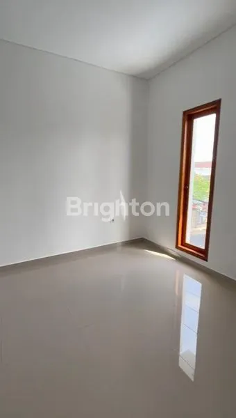 image RUMAH BARU 2 LANTAI DI MONANG MANING (5)