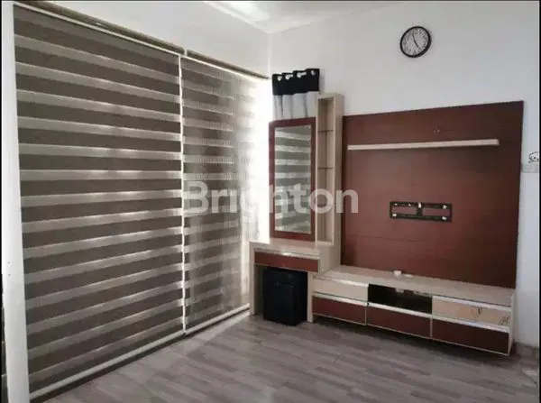 image RUMAH CANTIK SEMI FURNISHED AURORA,CITRA RAYA (5)