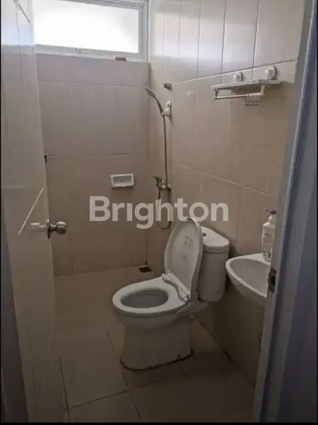 image RUMAH CANTIK SEMI FURNISHED AURORA,CITRA RAYA (8)