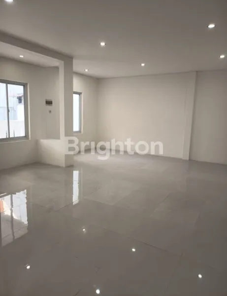 image RUMAH MEWAH NYAMAN DI CLUSTER DEPAN MELATI MAS BSD , DEKAT PUSAT BOULEVARD BSD (2)