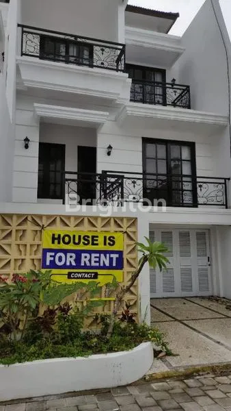 image RUMAH 2 LANTAI DI PEMOGAN DENPASAR SELATAN (6)