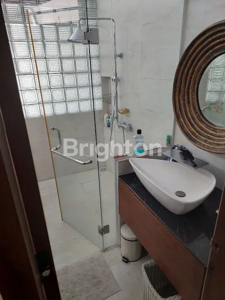 image HUNIAN EKSKLUSIF 6 KT DI THE CASTILLA SERPONG (5)