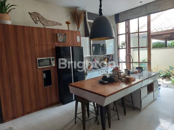 image HUNIAN EKSKLUSIF 6 KT DI THE CASTILLA SERPONG (8)