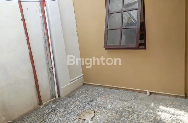 image RUMAH HOOK 2 LANTAI VIEW TAMAN BERMAIN (5)