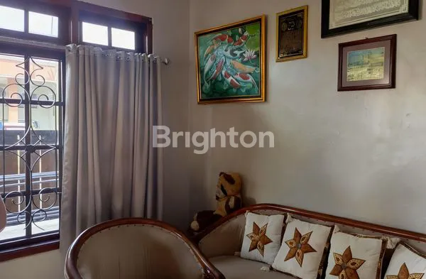 image RUMAH HOOK 2 LANTAI VIEW TAMAN BERMAIN (3)