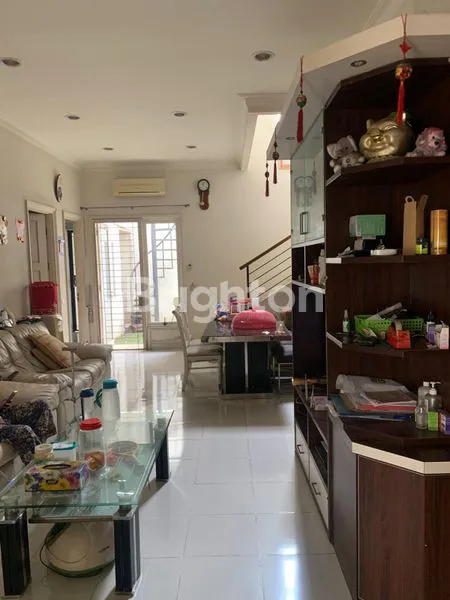 image RUMAH DI JUAL SIAP HUNI PHG GADING SERPONG TANGERANG (4)