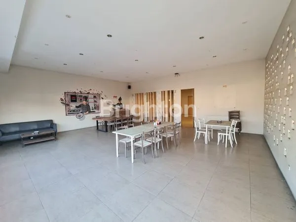 image RUKO 2 LANTAI SHM DI JATIWARINGIN, LUAS DAN COCOK UNTUK USAHA (3)