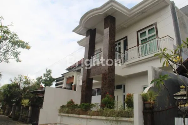 image RUMAH MEWAH DI PERUM KORI NUANSA JIMBARAN (1)