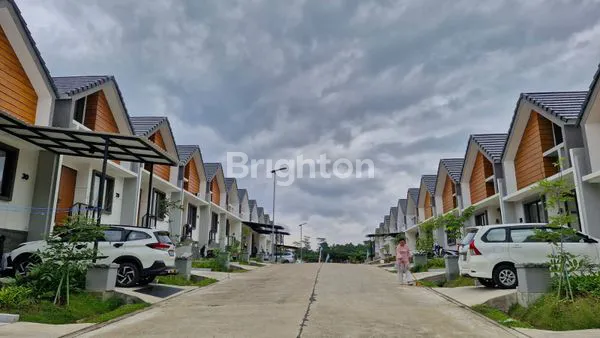 image RUMAH ASRI SEMI-FURNISHED VIEW GUNUNG PANCAR, SPRING VALLEY BOGOR (6)