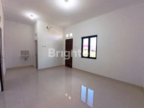 image RUMAH BARU HOOK 3 LT DURI KEPA DKT TANJUNG DUREN JAKARTA BARAT (3)