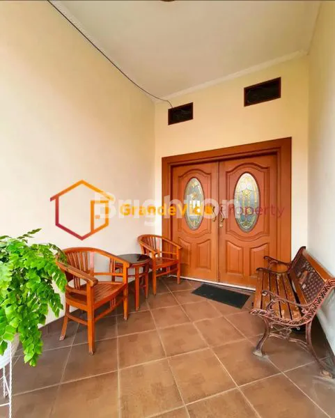 image RUMAH MEWAH 3 LANTAI DI RAWAMANGUN, LT 150M² (3)