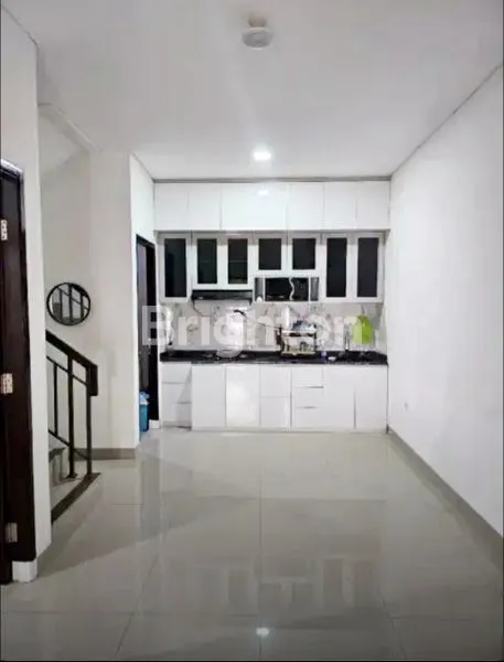 image RUMAH 2 LANTAI DI CLUSTER ALBIZIA, TANGERANG (2)