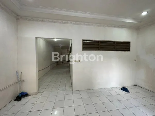 image RUMAH 2 LANTAI DI BANDENGAN JAKARTA UTARA  (2)