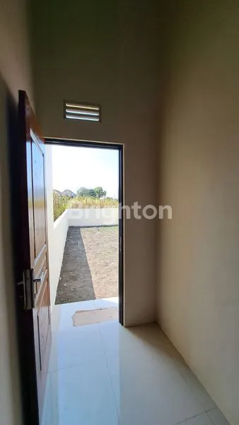 image RUMAH BARU HARGA MINIMALIS DI SELATAN SURABAYA (6)