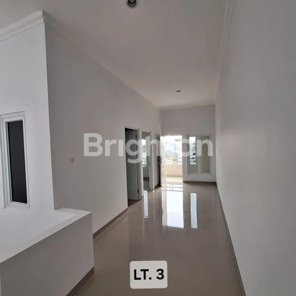 image  RUMAH BARU NAN CANTIK 3 LT TANJUNG DUREN (6)