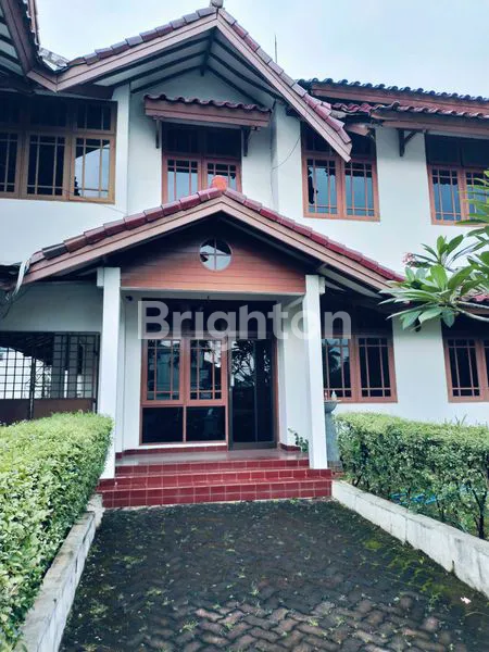 image RUMAH BESAR DI JALAN RAYA VILLA MELATI MAS | LAHAN LUAS 545 M² | LOKASI STRATEGIS (6)