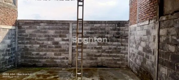 image RUMAH SIAP HUNI HABIS RENOV PERUM PERMATA BATURSARI PLAMONGAN INDAH MRANGGEN DEMAK (7)