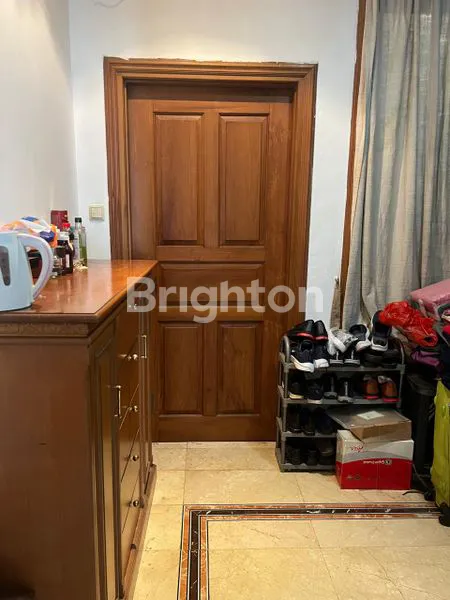 image RUMAH BESAR TOMANG DEKAT S PARMAN (6)