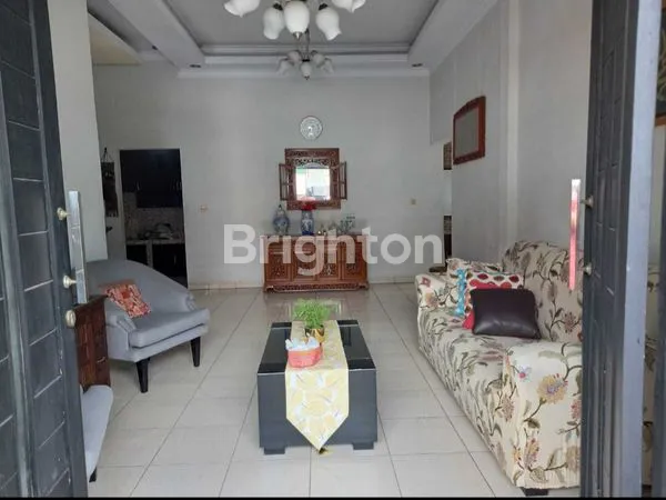 image HUNIAN NYAMAN, KAVLING BINTARO INDAH, JOMBANG, TANGERANG SELATAN. (2)