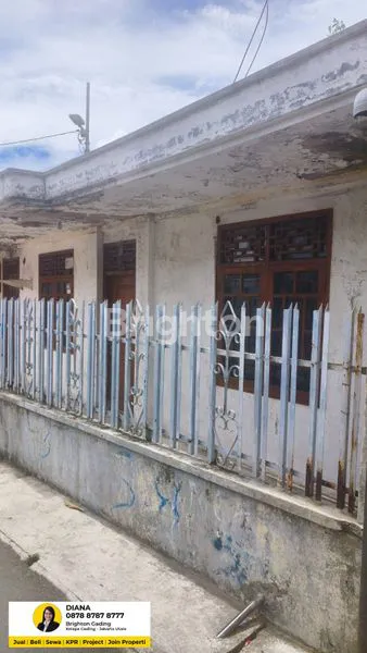 image RUMAH 1 LANTAI DI KEMAYORAN 3 KAMAR TIDUR 1 KAMAR MANDI (2)