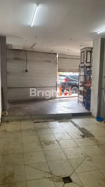 image TOKO MUNGIL VIEW PANTAI SEMINYAK \N (1)