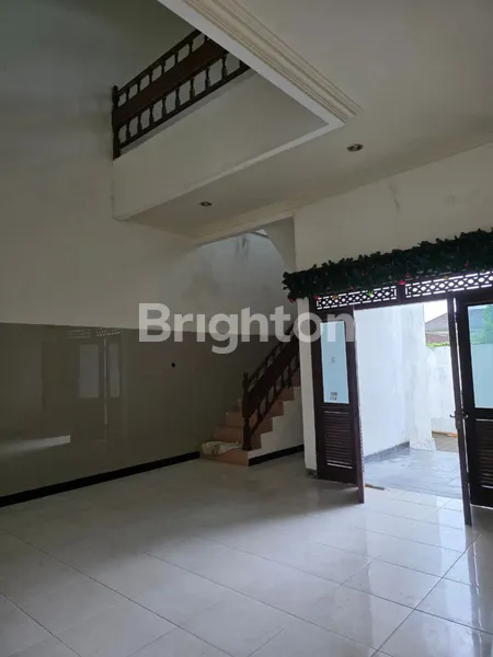 image RUMAH LOKASI STRATEGIS AREA GATOT SUBROTO (GATSU) BARAT DENPASAR (4)