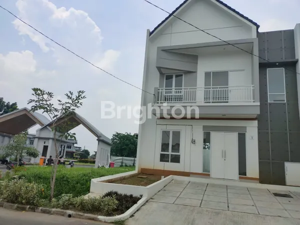 image RUMAH SIAP HUNI 2 LANTAI HOOK DI PERUMAHAN PRIMA HARAPAN REGENCY BEKASI UTARA (1)