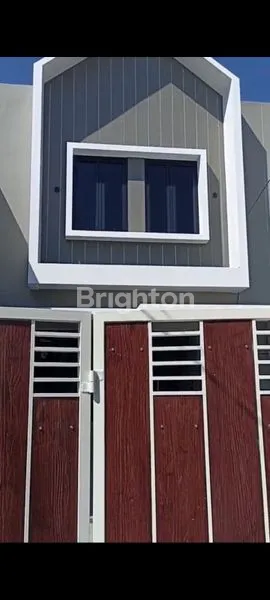 image RUMAH MEWAH 2 LANTAI MEDOKAN AYU (2)