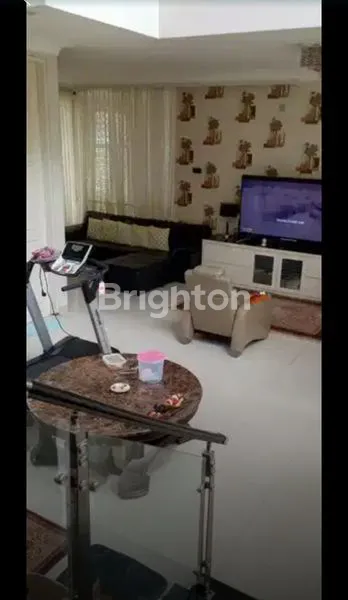 image PAKUWON CITY MINIMALIS 2 LANTAI BAGUS TINGGAL BAWA KOPER (5)