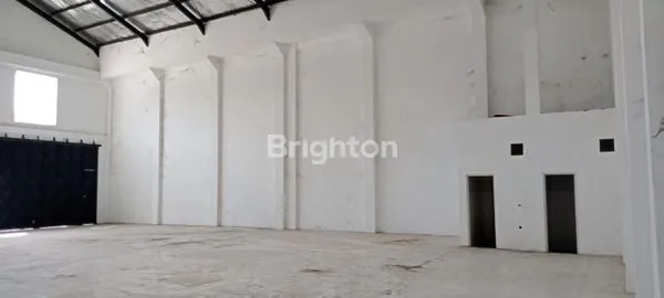 image DISEWAKAN RUKO BESAR DI JALAN MAGELANG (8)