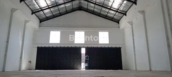 image DISEWAKAN RUKO BESAR DI JALAN MAGELANG (2)