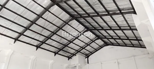 image DISEWAKAN RUKO BESAR DI JALAN MAGELANG (4)