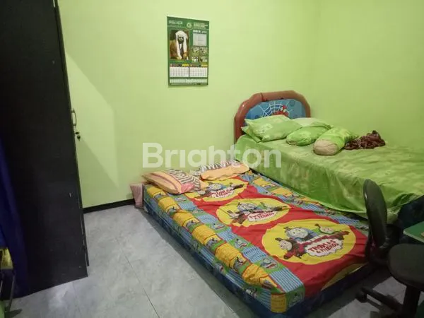 image DIJUAL RUMAH 2 LANTAI SIAP HUNI AREA CEMOROKANDANG SELANGKAH KE TOL SAWOJAJAR AREA RESIDENSIAL PERUMAHAN KOTA MALANG (4)