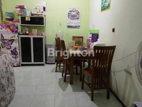 image DIJUAL RUMAH 2 LANTAI SIAP HUNI AREA CEMOROKANDANG SELANGKAH KE TOL SAWOJAJAR AREA RESIDENSIAL PERUMAHAN KOTA MALANG (7)