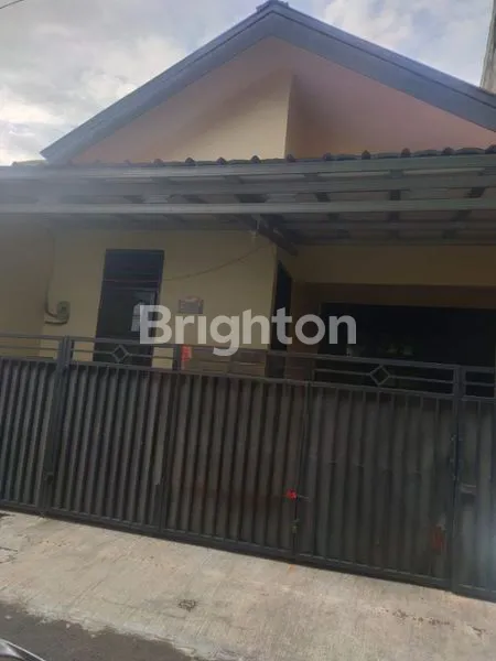 image DI SEWAKAN CEPAT RUMAH 1 LANTAI RAPI DAN SIAP HUNI DI KAYU PUTIH JAKARTA TIMUR (1)