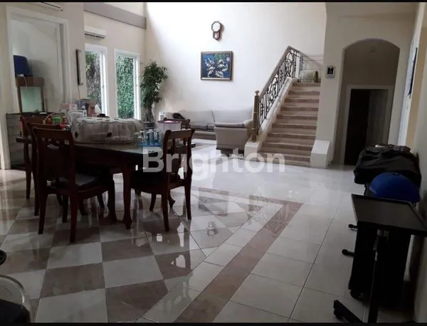 image RUMAH 2 LANTAI CENTRAL PARK MULYOSARI DEKAT ITS,\N PAKUWON CITY (3)