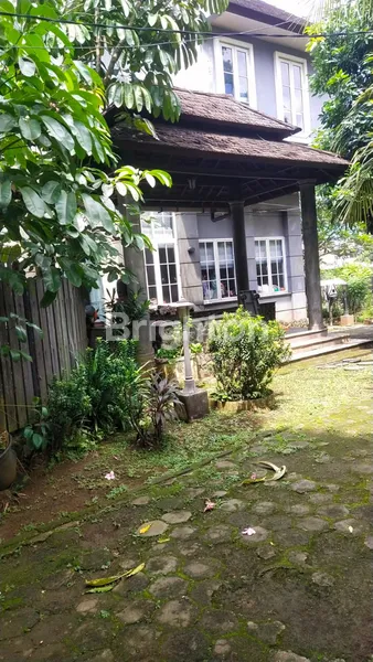 image RUMAH MEWAH SIAP HUNI DAERAH LEBAK BULUS, JAKARTA SELATAN - LT: 575 M2 (2)
