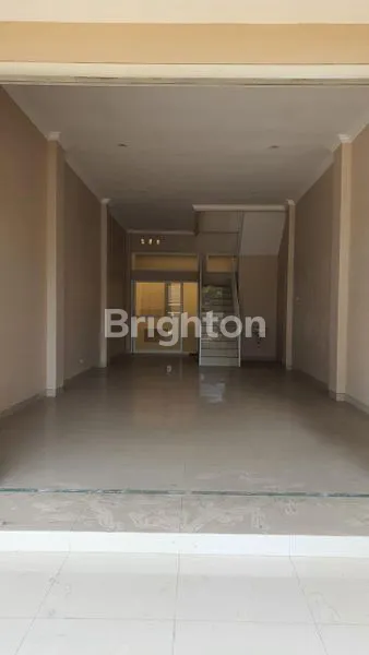 image RUKO DISEWAKAN DI PUSAT KERAMAIAN DEKAT PINTU TOL MALANG DAN PERUMAHAN SAWOJAJAR (3)