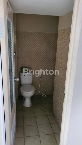 image RUKO DISEWAKAN DI PUSAT KERAMAIAN DEKAT PINTU TOL MALANG DAN PERUMAHAN SAWOJAJAR (7)