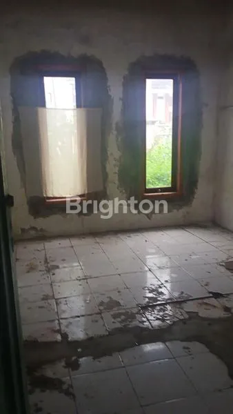 image RUMAH 120M2 2 LT RENOVASI GRIYA PERMATA ALAM (3)